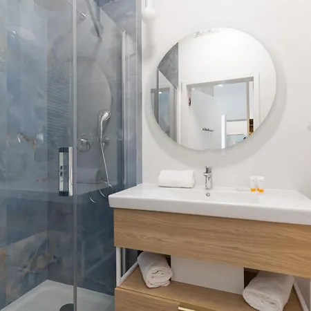 Bel Mare Modern With Balcony By Renters Lejlighed