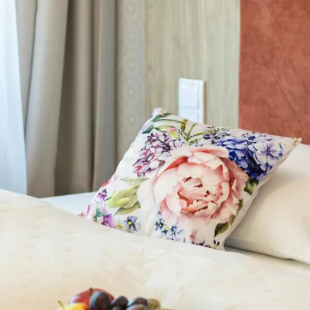 Bel Mare Modern With Balcony By Renters *